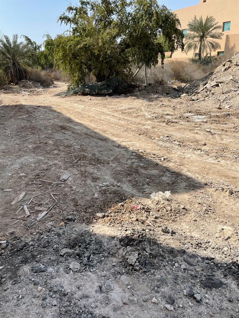 ارض في الشاخورة للبــيع